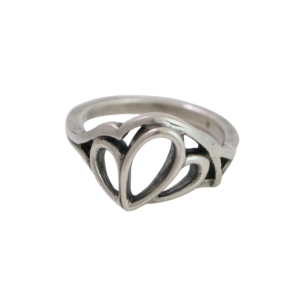 Aflutter Design Ring