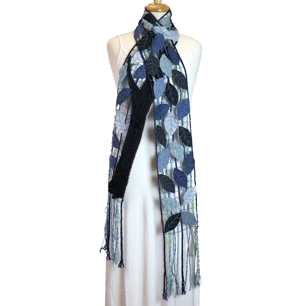 Scarf. Denim/Leaves