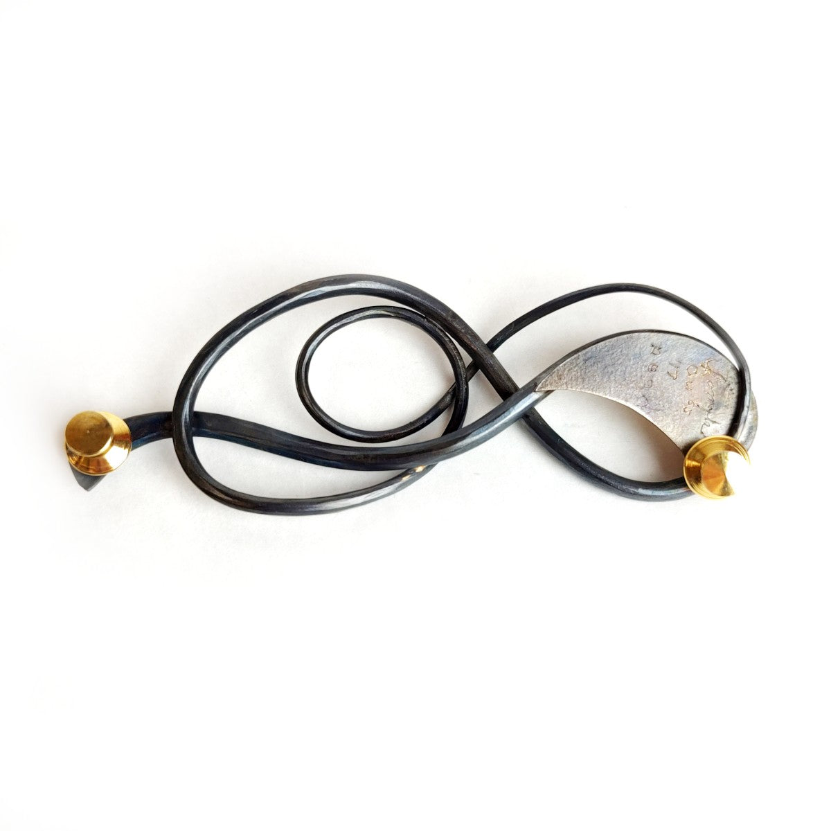 Bimetal Pearl Wave Pin/Pendant