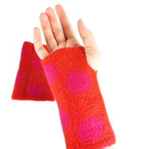 Polka Dot Mittens