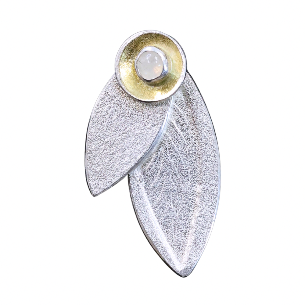 Sm. Leaf Pin with Moonstone