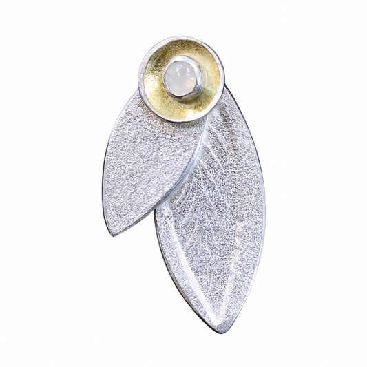 Sm. Leaf Pin with Moonstone
