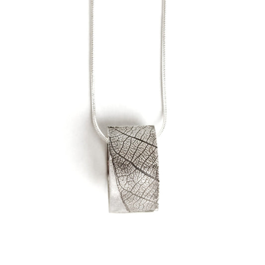 Leaf Series Basic Necklace