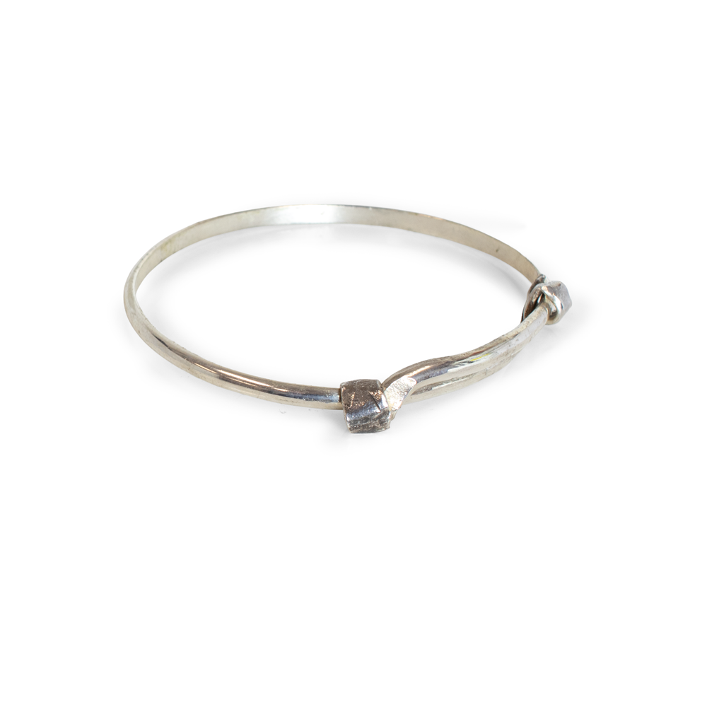 Crossing Bracelet