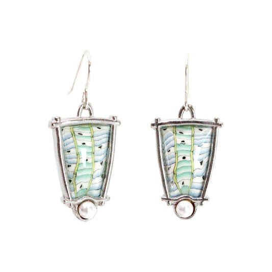 Framed Trapezoid w/ Pearl