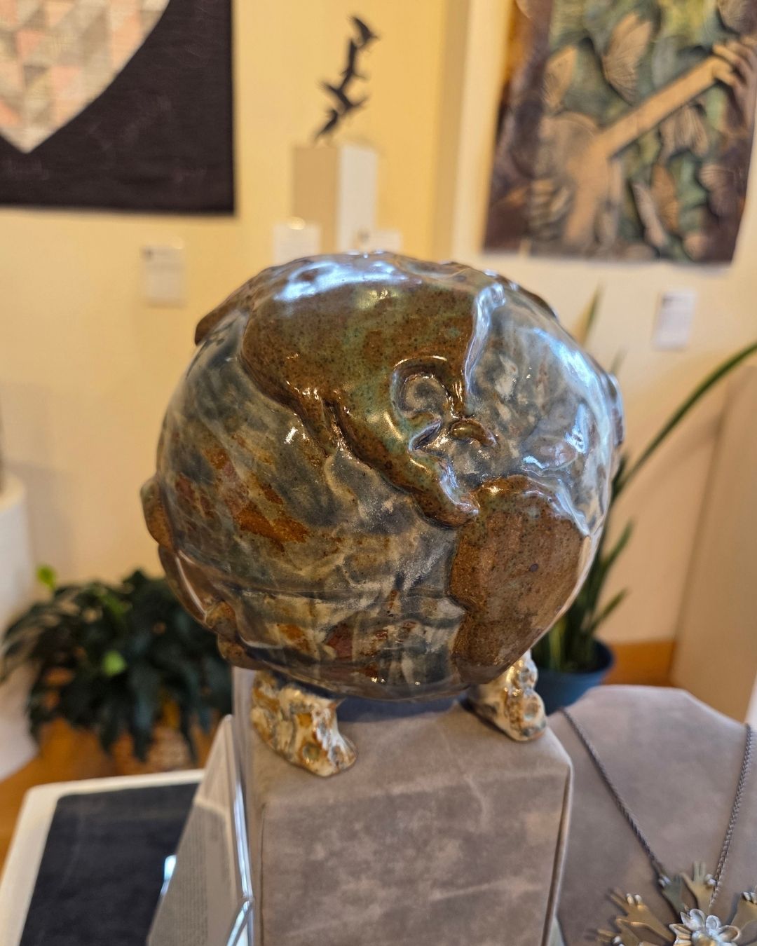 Globe