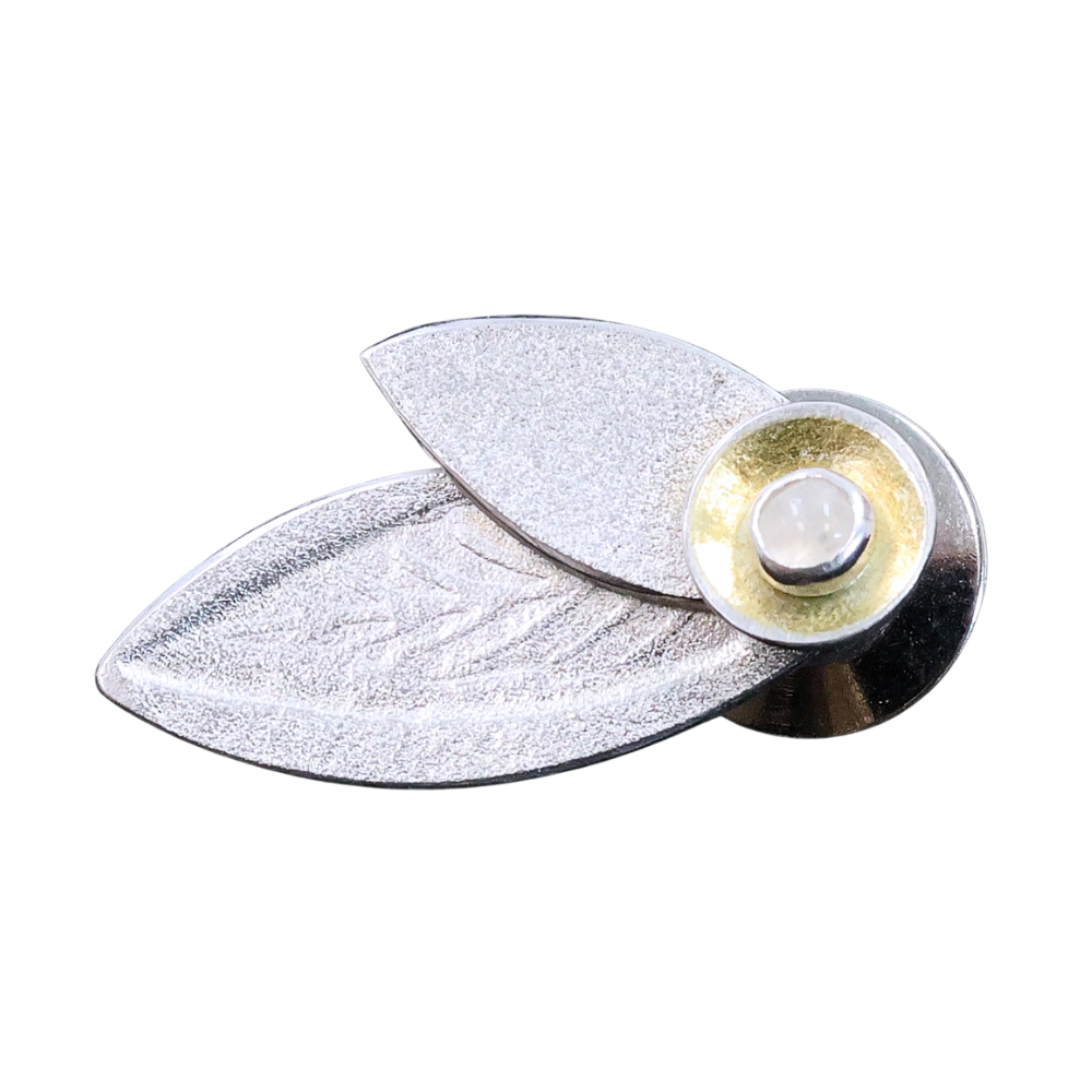 Sm. Leaf Pin with Moonstone