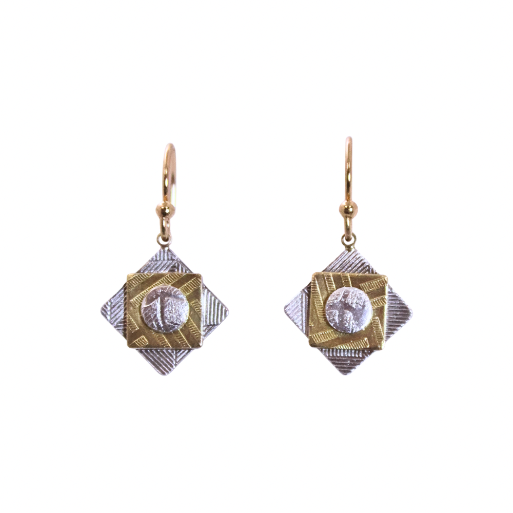 Layered Sq. Dangle ER