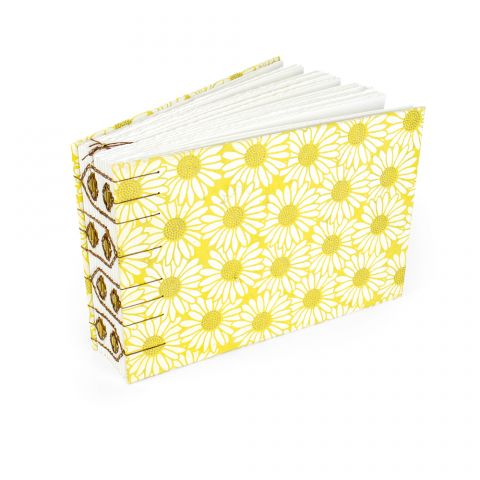 Daisy Book Horizontal