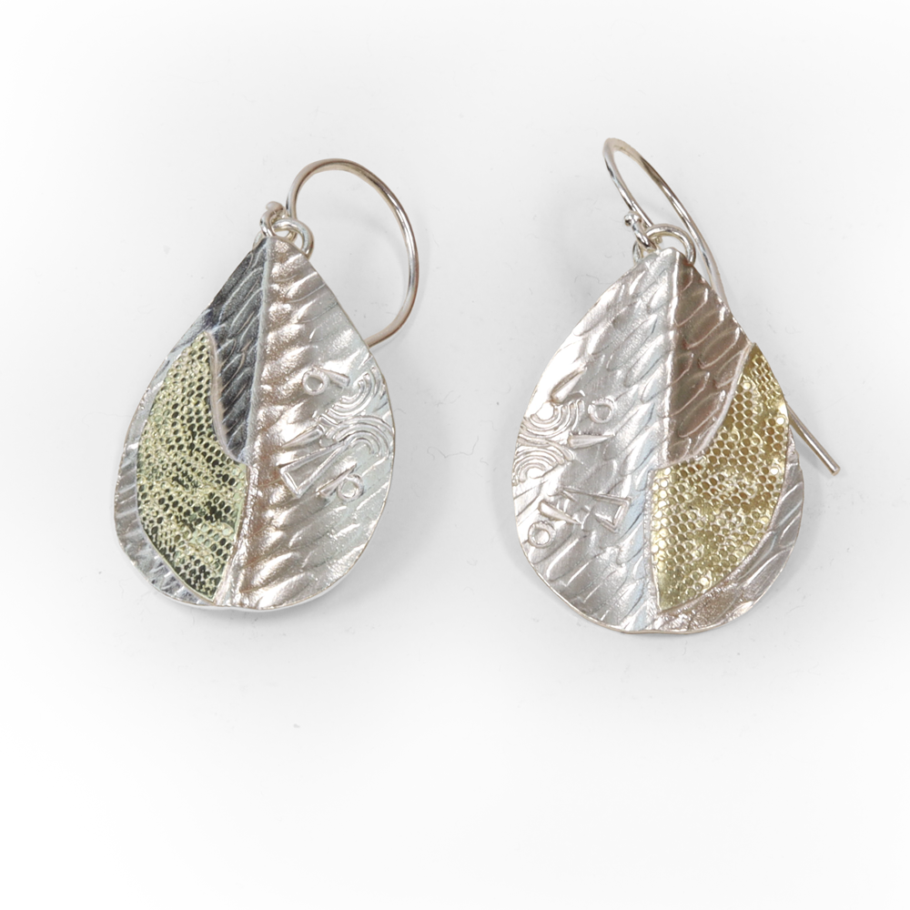 Scallop Drop Earrings