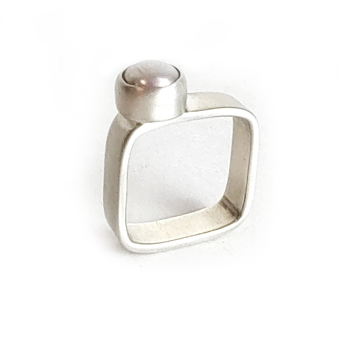 Pearl Square Ring